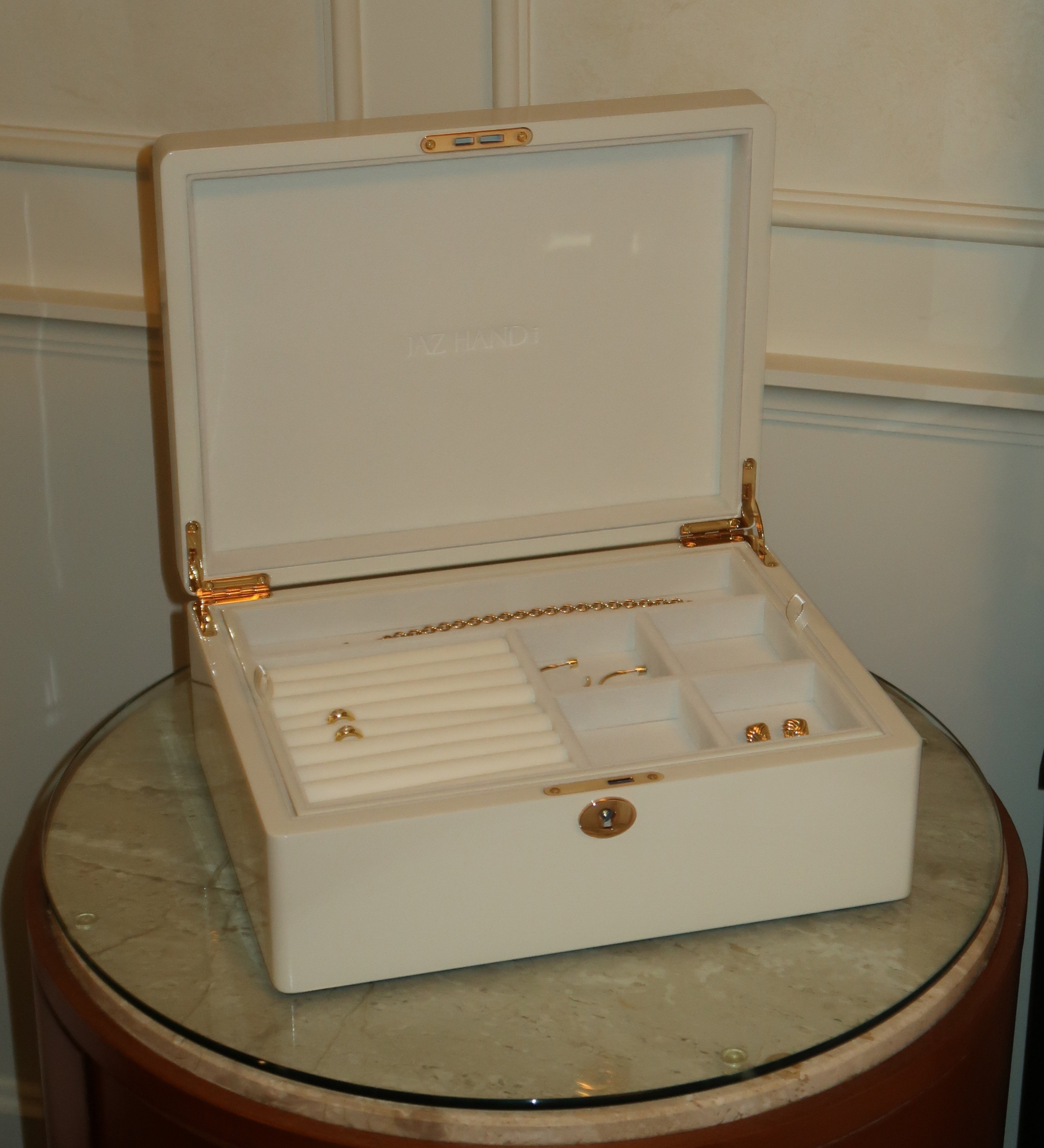 'Heirloom' — 7 Day Advent Calendar